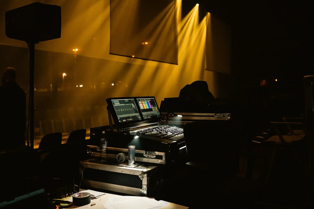 Interfinity: Surviving Superbugs